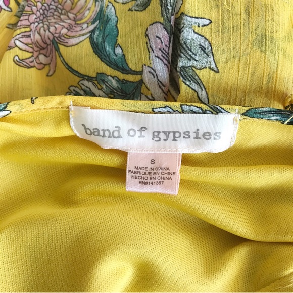 Band of Gypsies Yellow Floral Chiffon Maxi Dress Size Small - Picture 8 of 9